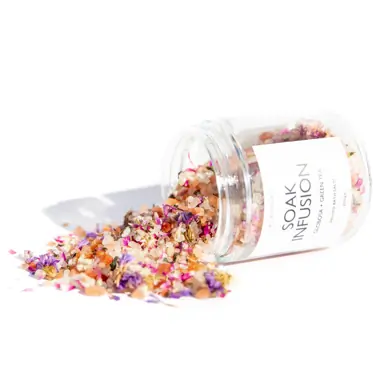SALT BY HENDRIX Soak Infusion - Globosa + Green Tea