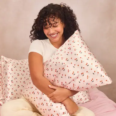Kitsch Standard Satin Pillowcase  - Cherry Print